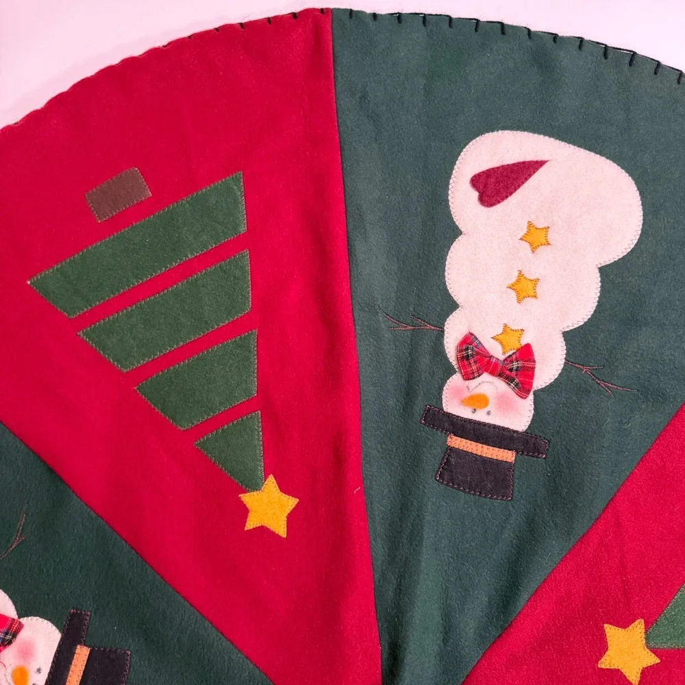 Felt Christmas Tree Skirt Red Green Snowman Tree Appliqué 44
